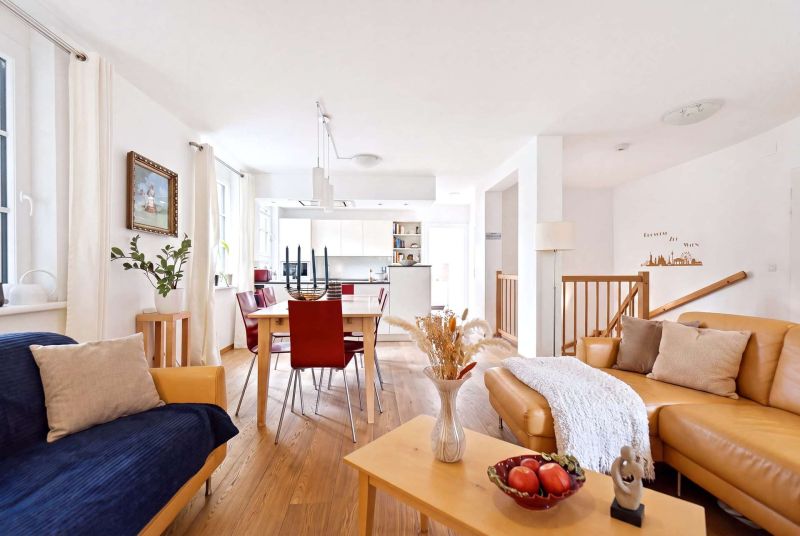 Exklusives Wohnen in Neustift am Walde ? Townhouse-Charakter auf drei Ebenen mit Eigengarten /  / 1190&nbsp;Wien / Bild 3